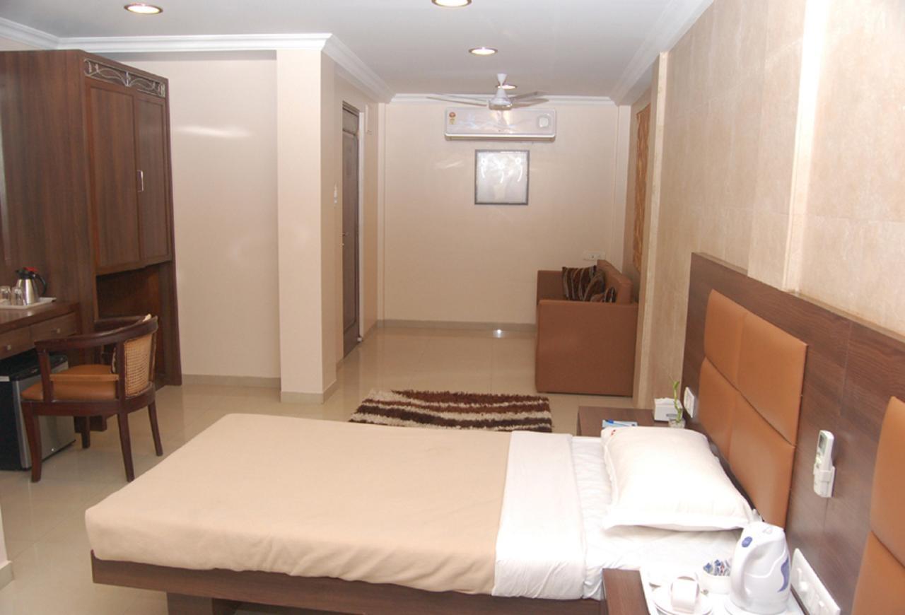 Haredia Hotel Mumbai Exterior foto