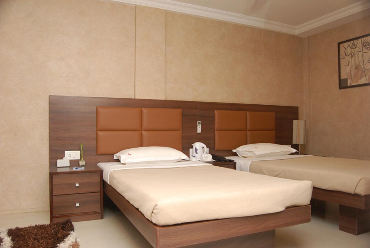 Haredia Hotel Mumbai Exterior foto