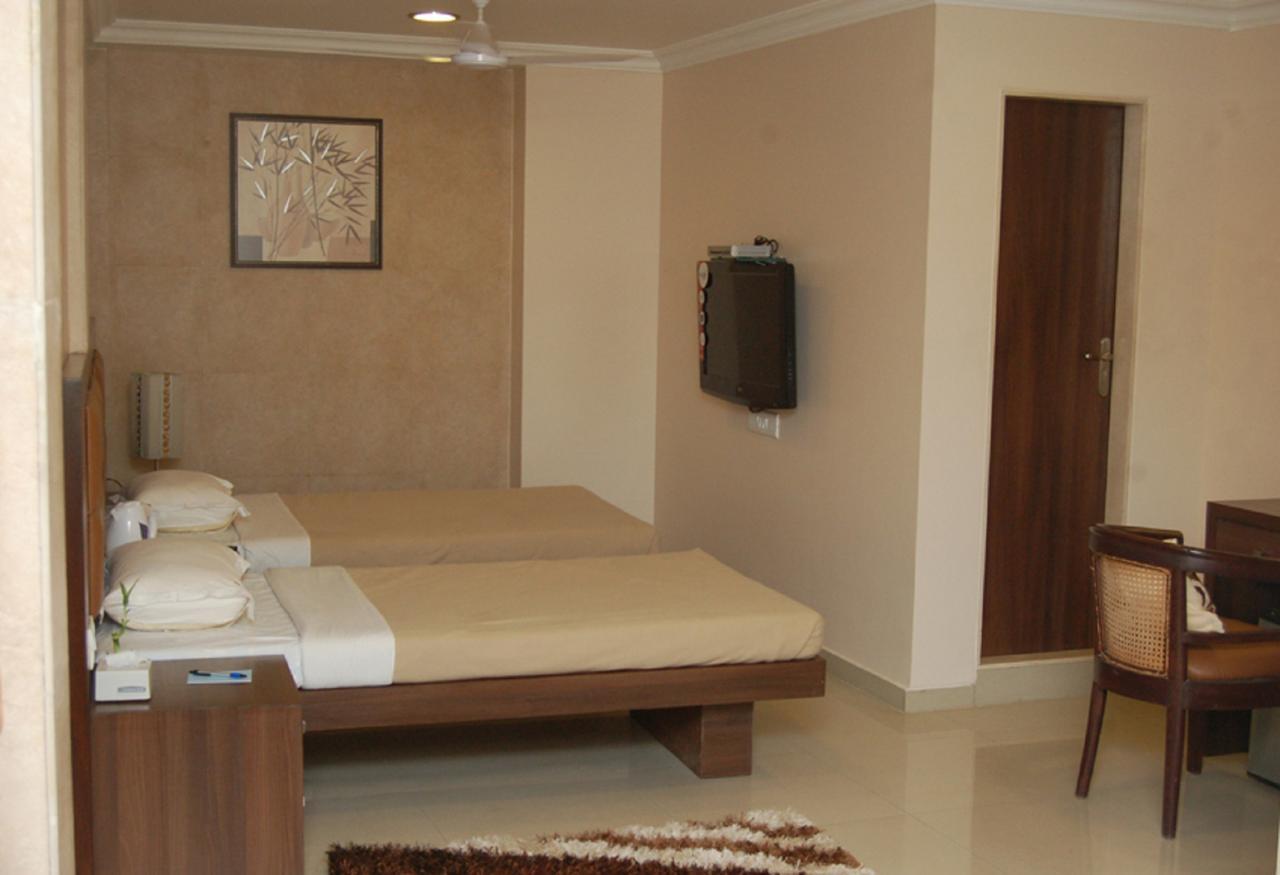 Haredia Hotel Mumbai Exterior foto